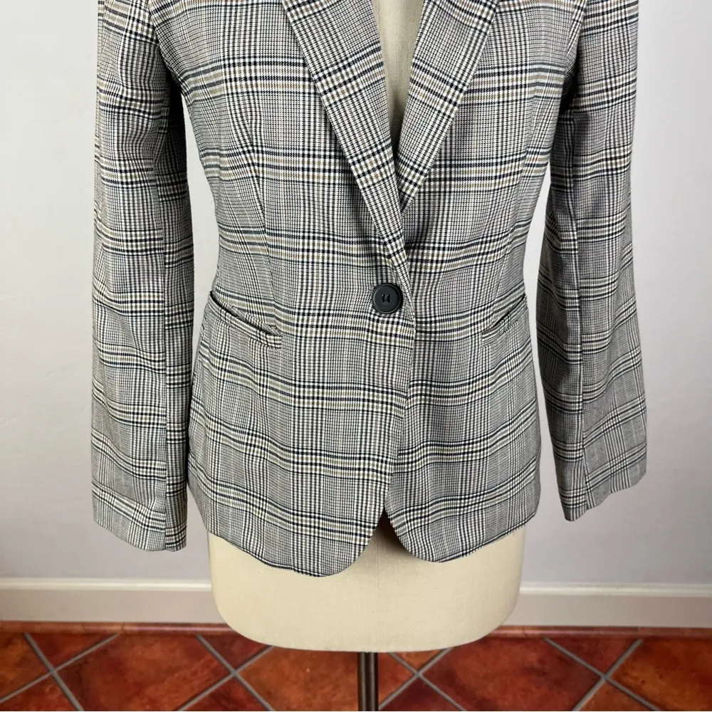 Zara Houndstooth Plaid Blazer - Image 4