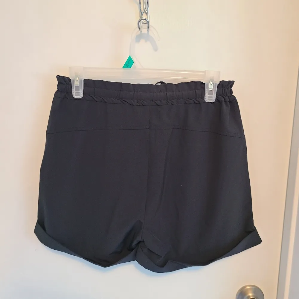 MPG Women's Shorts Size 6 Paperbag Waist Cuffed Sporty Black - Image 5