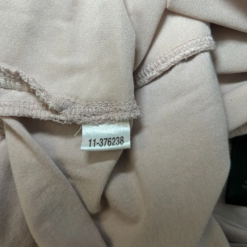 Ann Taylor Pink Textured‎ Crewneck Tank Top Size Medium - Image 6