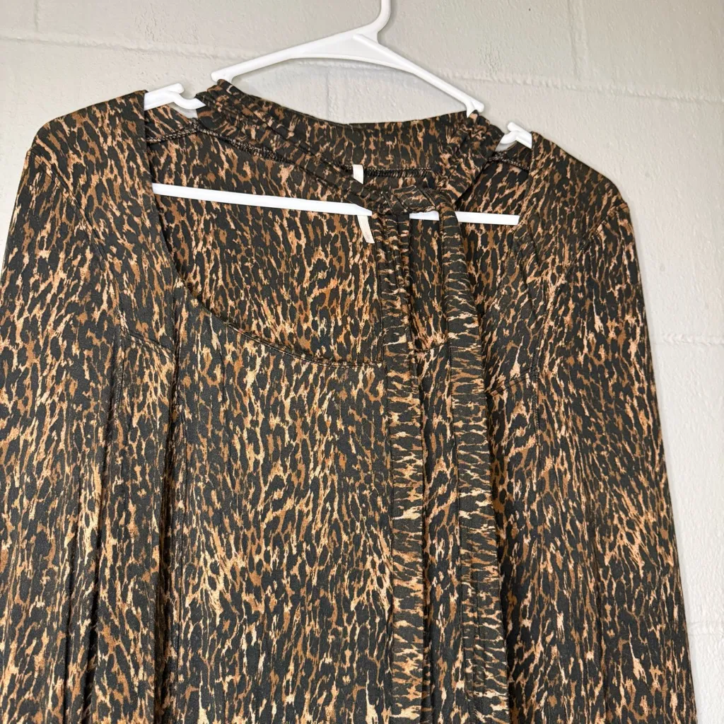 Free People Wild Thing Leopard Animal Print Tie Neck Blouse Women’s Size Large - Image 6