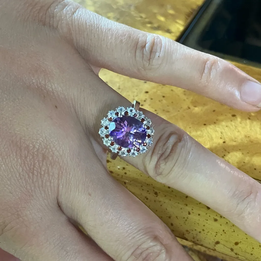Moroccan Amethyst Red Garnet Sterling Silver Ring Size 6 - Image 4