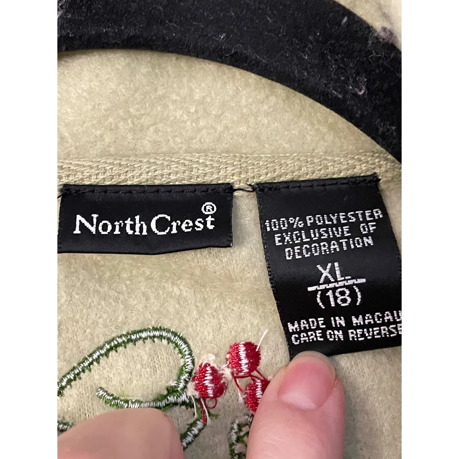 NWT North Crest Women XL Fleece Zip Up Jacket Holly Berry Embroidered Green - Image 5