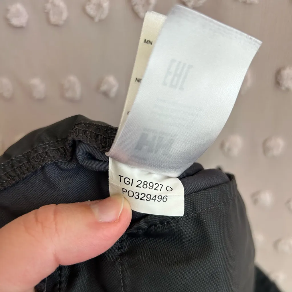 Helly‎ Hansen Women’s Resort Juton Cargo Straight Leg Pants Sz 32 Charcoal Grey - Image 6