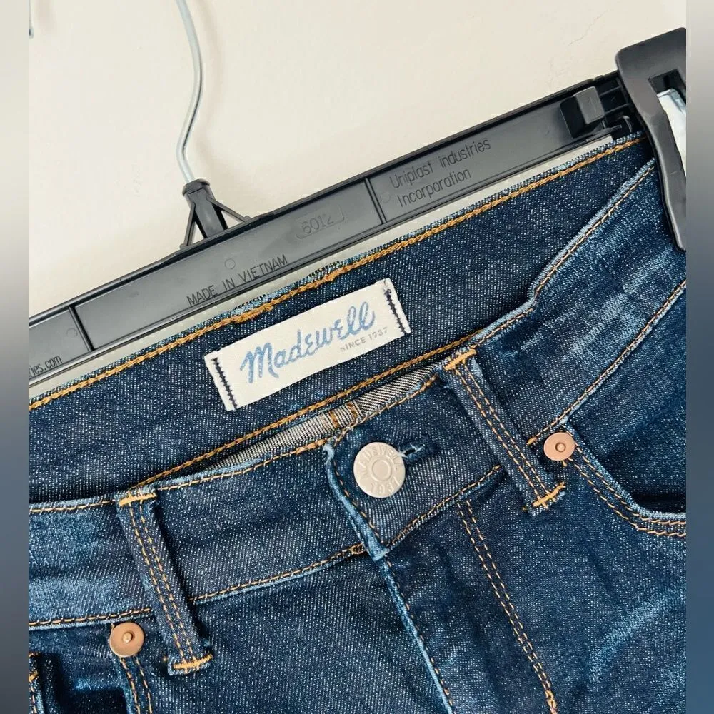 MADEWELL SIZE 24 DARK WASH JEANS - Image 2