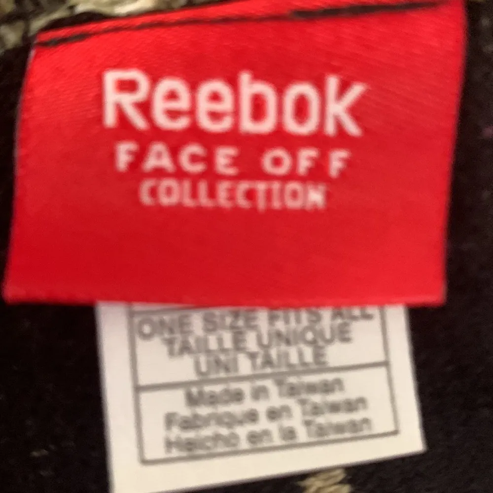 Reebok Pittsburgh Penguins Scarf - Image 6