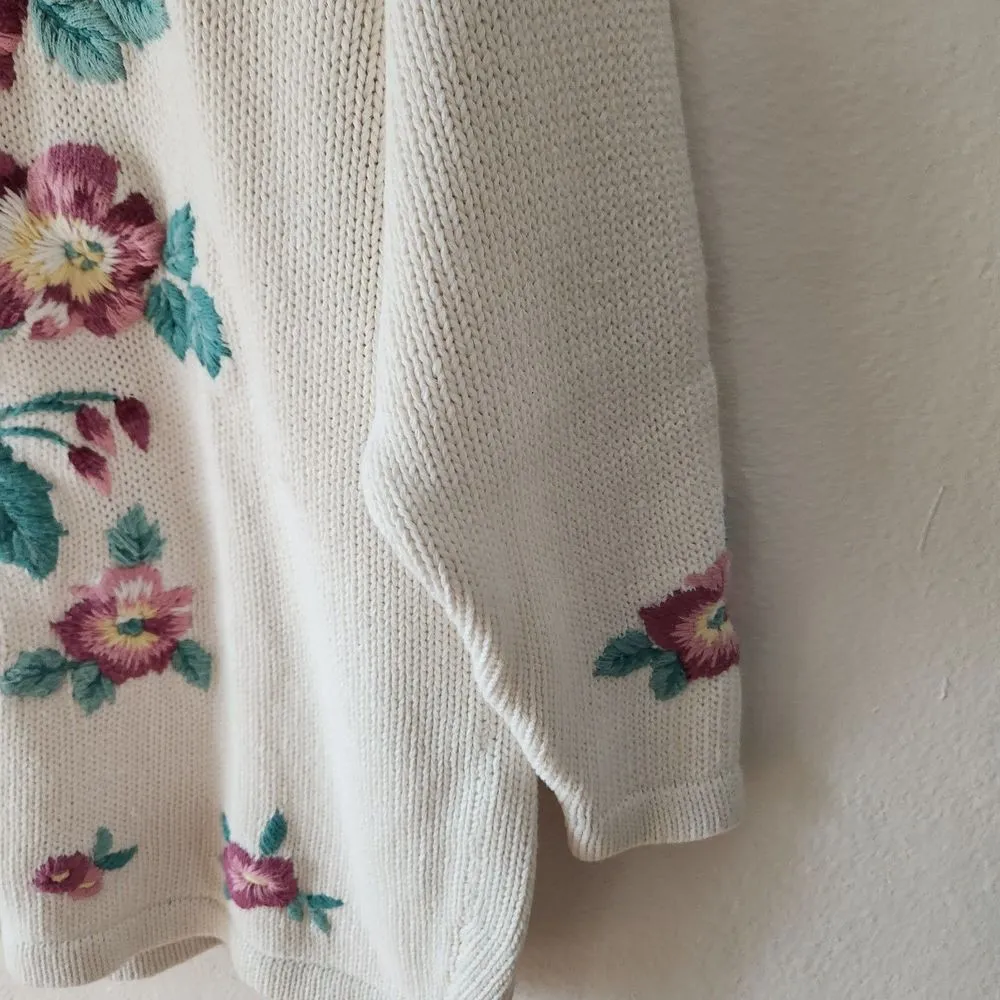 Vintage Accordeon Ivory Embroidered Flowers Floral Knit Sweater Grandma Cottage Pink Size M - Image 7