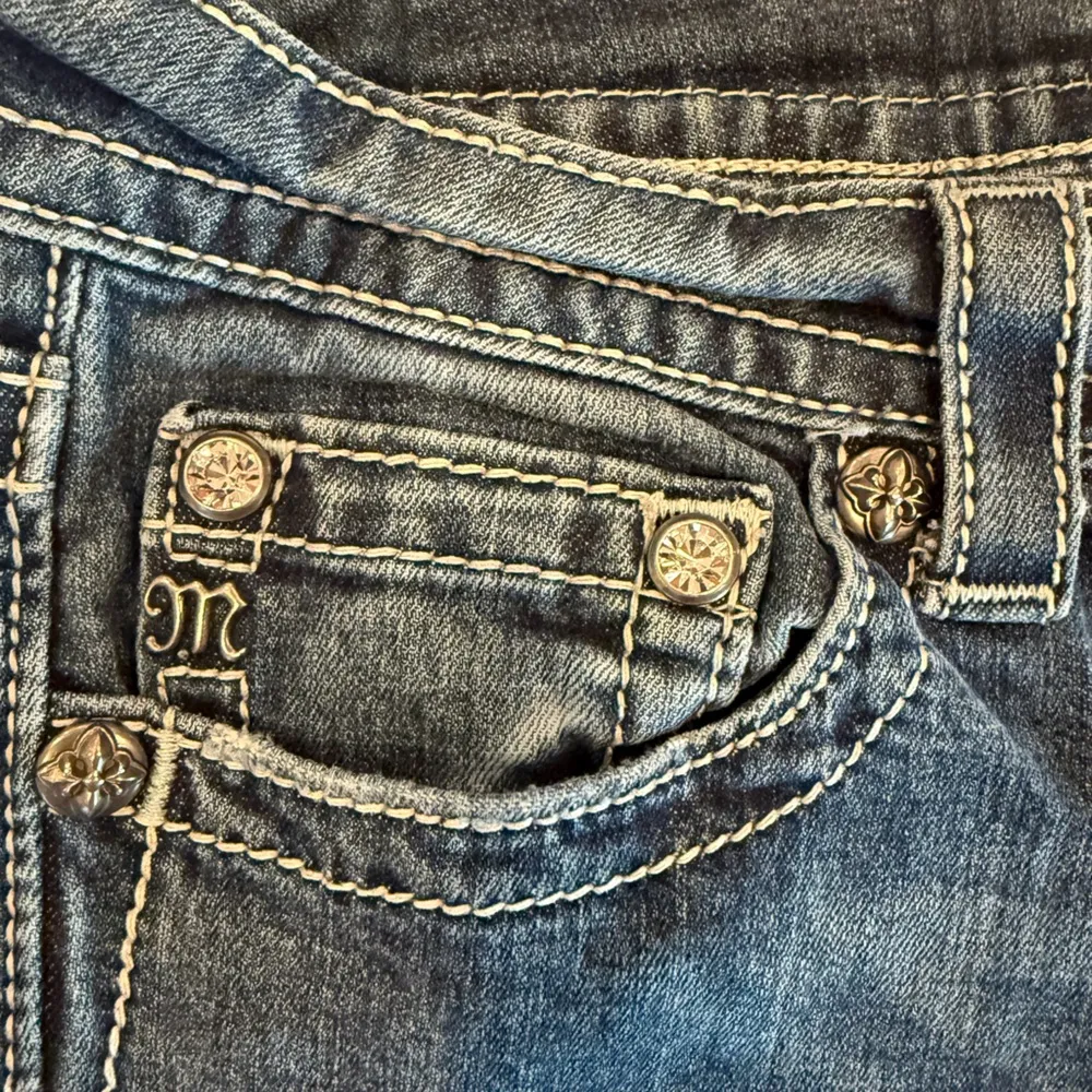 MISS ME Denim Size 31 Skinny Jeans Angel Wings
Cross Bradbury Crystal Pockets - Image 9