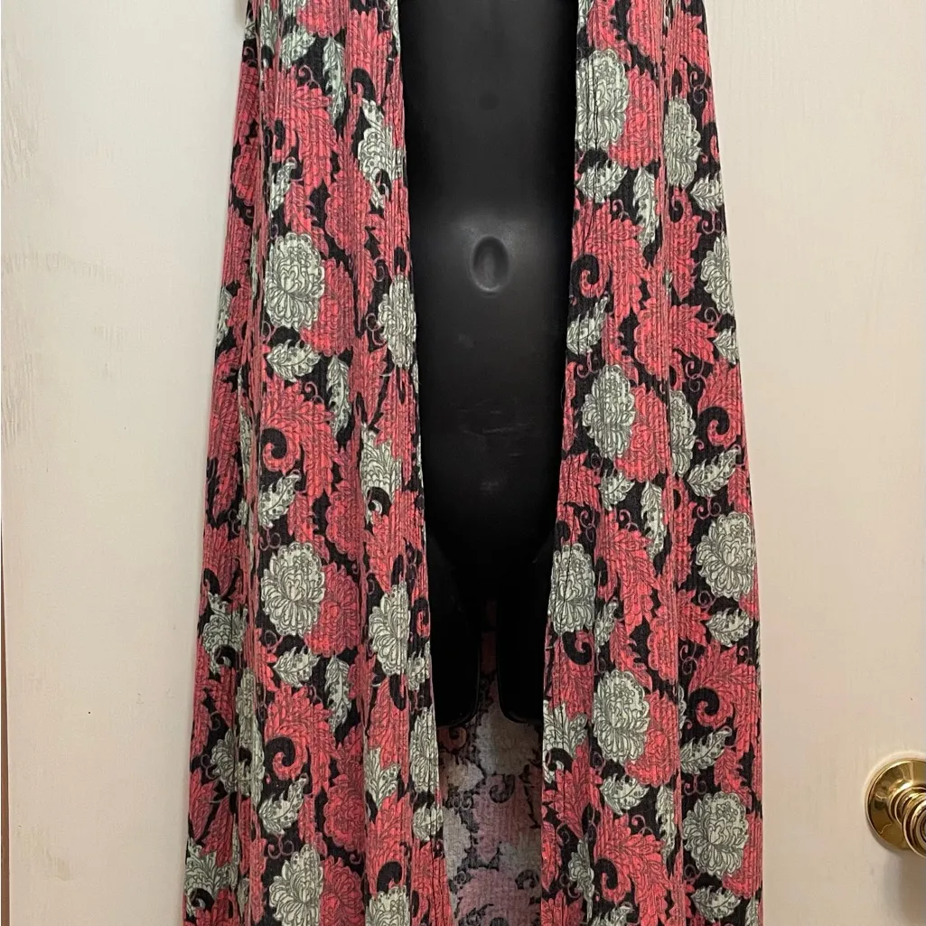 LulaRoe XS JOY sleeveless layering piece. - Image 9