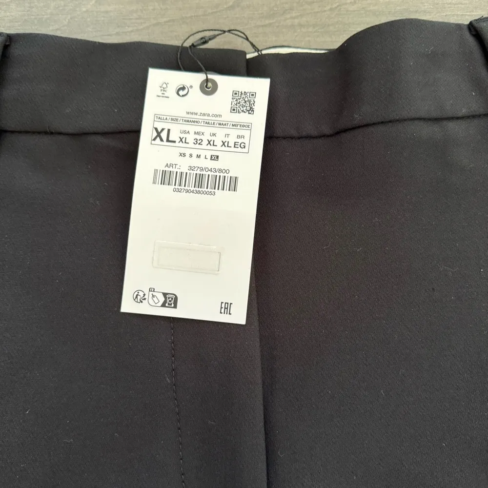 black trousers pleated dress shorts size XL NWT - Image 4