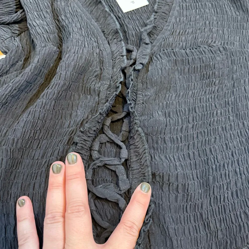 Women’s 6 Black Lace up Textured Smocked Long Sleeve V-neck shirt Goth - Image 7