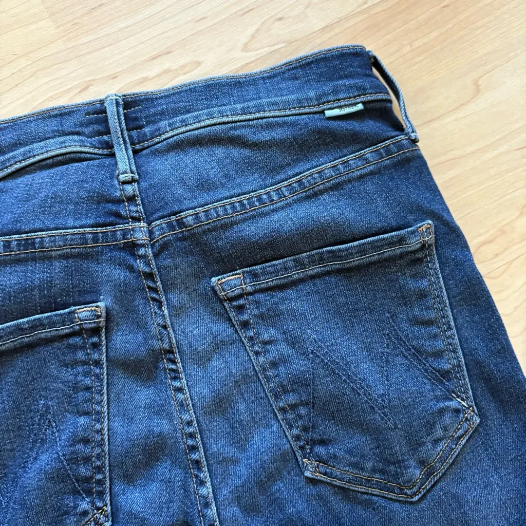 MOTHER The Mid Rise Dazzler Ankle In Pardon My French
Size‎ 26 Blue - Image 8