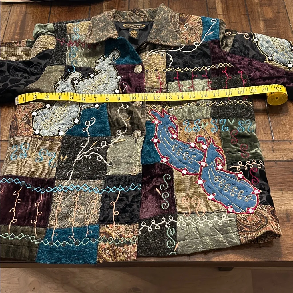 Alex Kim Patchwork Embroidered Women’s PM Boho Artsy Quilted Statement Coat Green Size undefined - Image 5