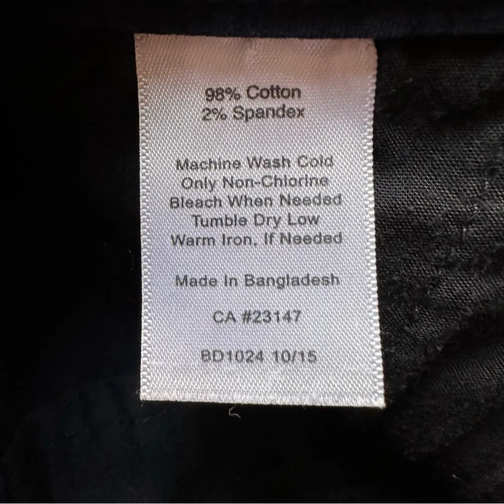 Talbots Women’s Weekend Shorts Navy Blue Size 12 Cotton Spandex Casual Chino - Image 4