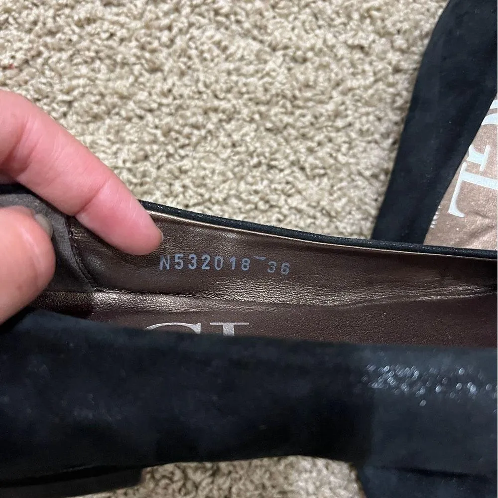 Attilio Giusti Leombruni AGL Black Pointy Toe Suede Ballet Flats Size undefined - Image 3