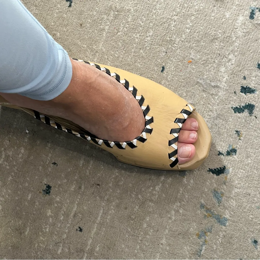 Stephane kelian Paris camel nude wedge mule Tan Size 9 - Image 6