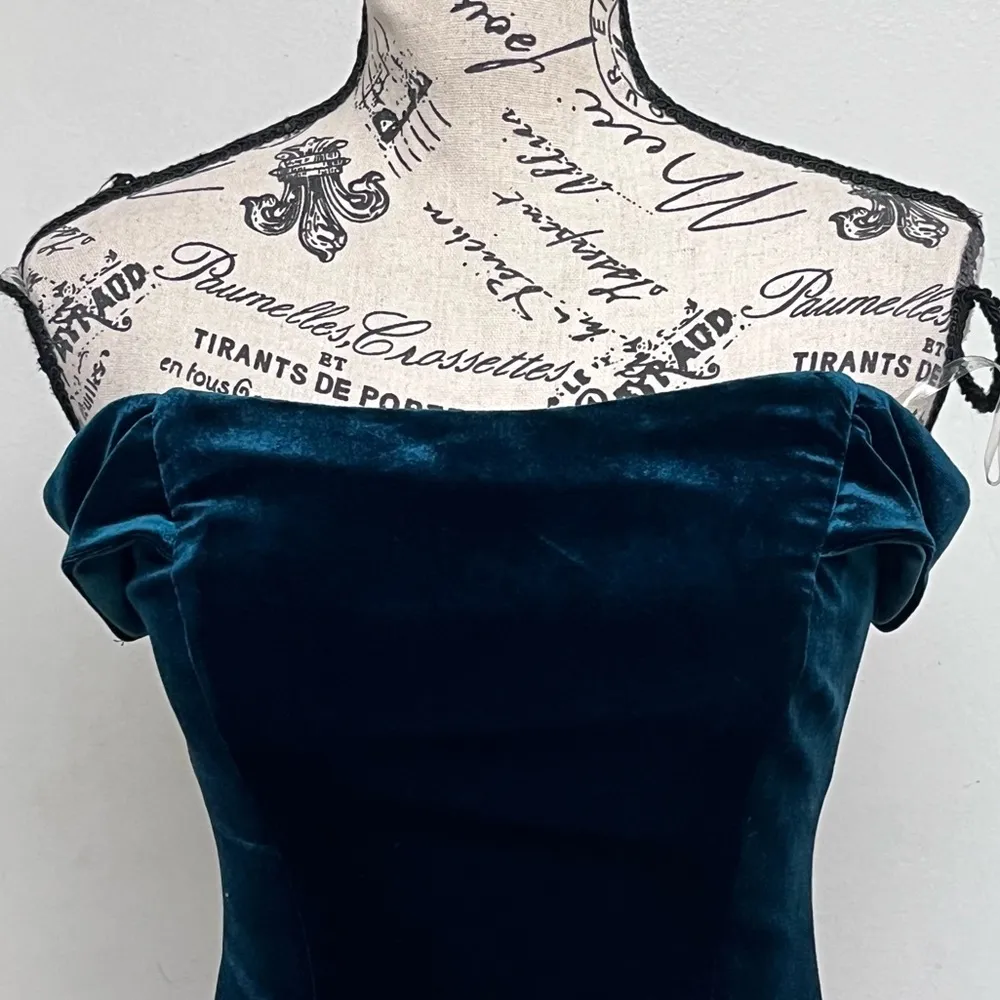 Teezeme Green Velvet Strapless Mini Dress XS Sweetheart Goth Grunge Hoco NYE - Image 9