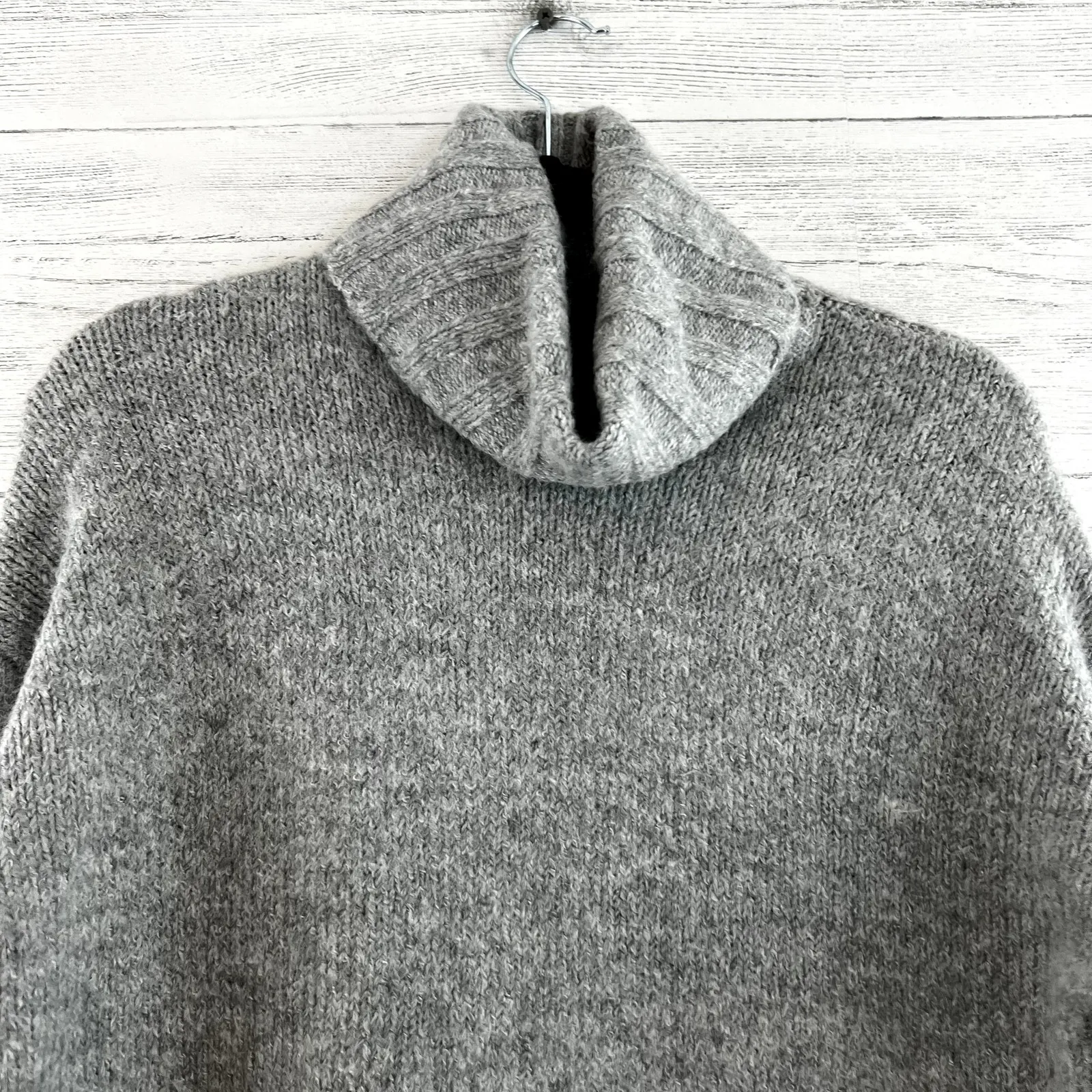 VERO MODA  NWT Gray Turtle Neck Pullover Sweater Size XS - Image 3