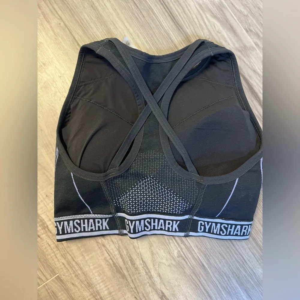Gymshark Apex seamless sports bra size XS - Image 3