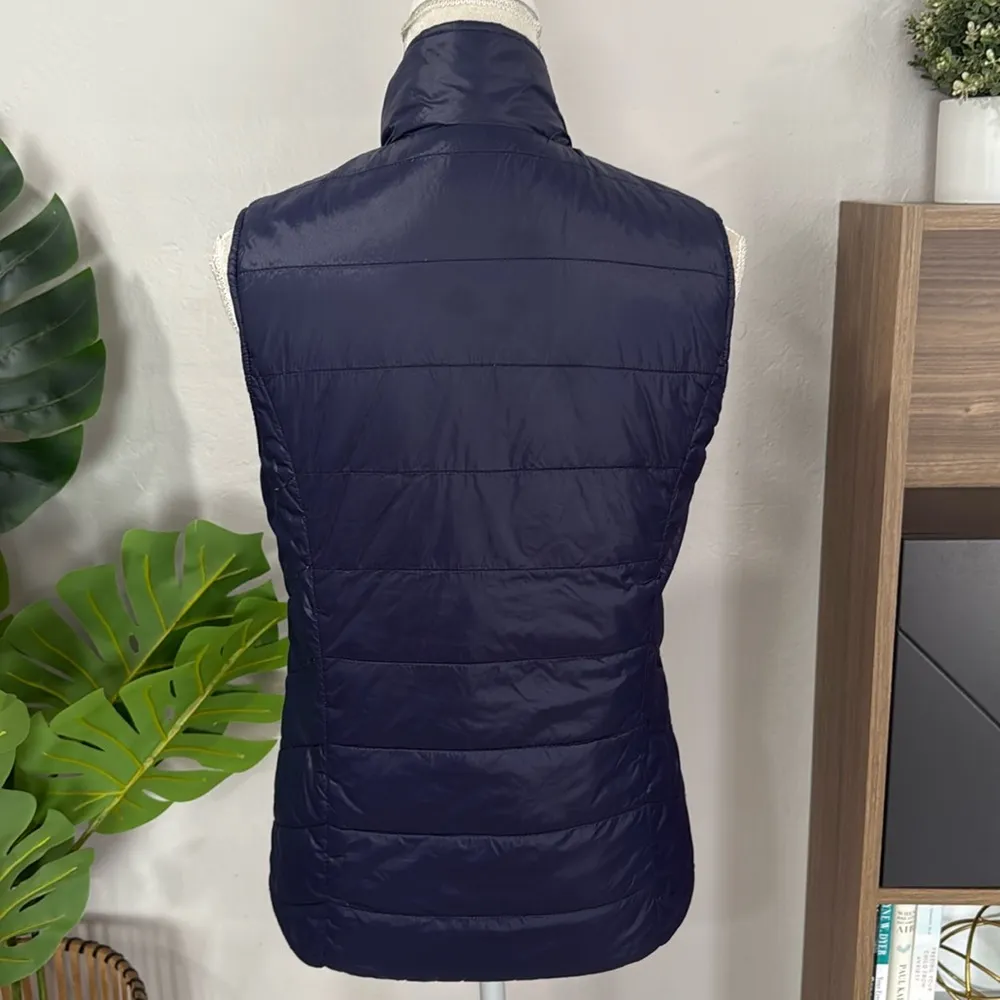 Tommy Hilfiger reversible lightweight puffy full zip vest - Image 5