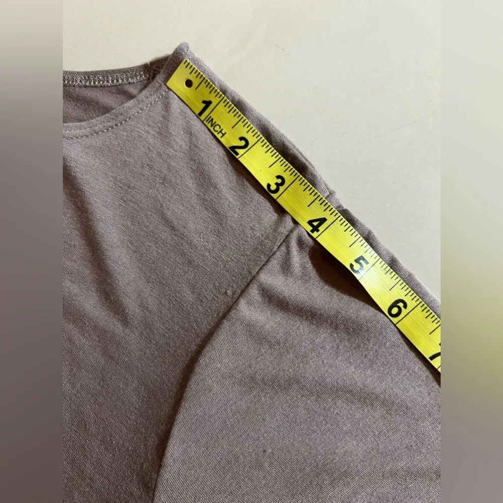 Isaac Liev Batwing SleeveT - Image 13