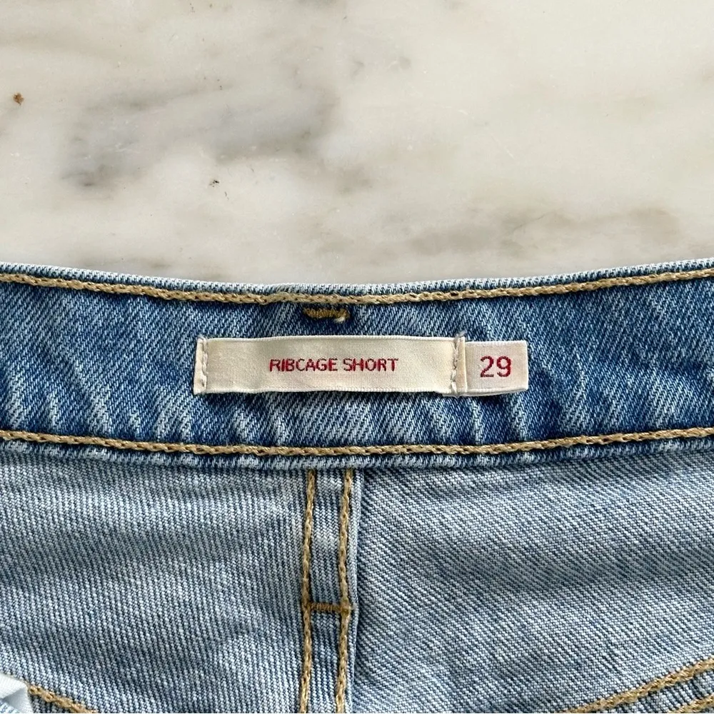 Levi’s Ribcage Denim Shorts• Sz 29 - Image 8