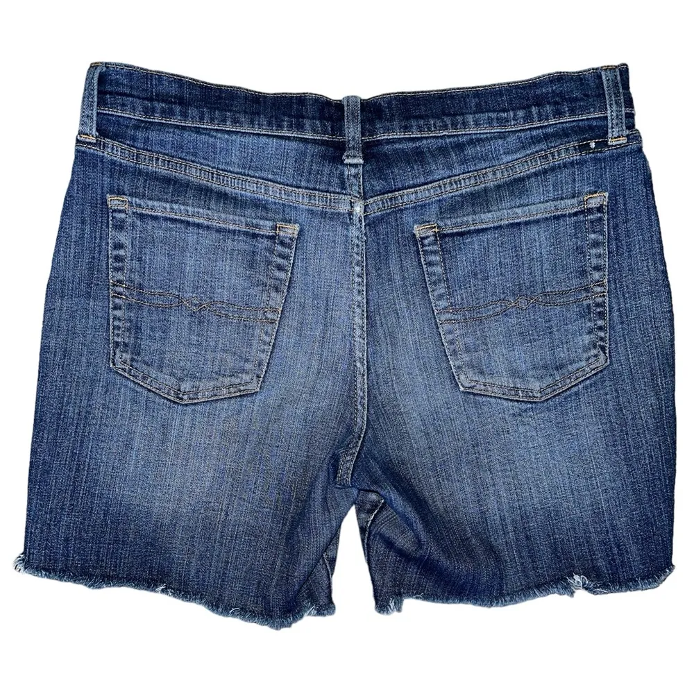 Lucky Brand “The Bermuda” Raw Hem Uncuffed Denim Jean Shorts Size 8/29 - Image 5