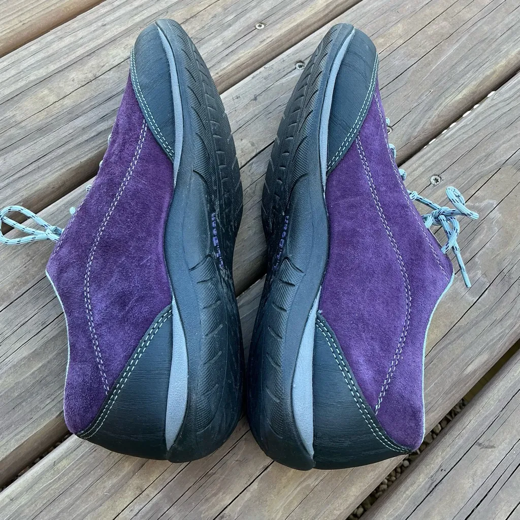 Pretty L.L.BEAN suede leather shoes 💜💜 - Image 6