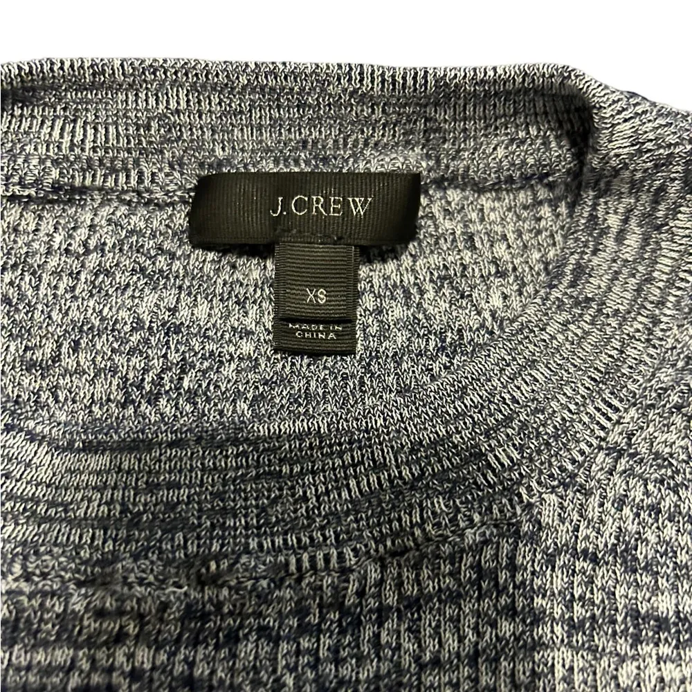 grey  Long Sleeves sweater size xs - Image 2