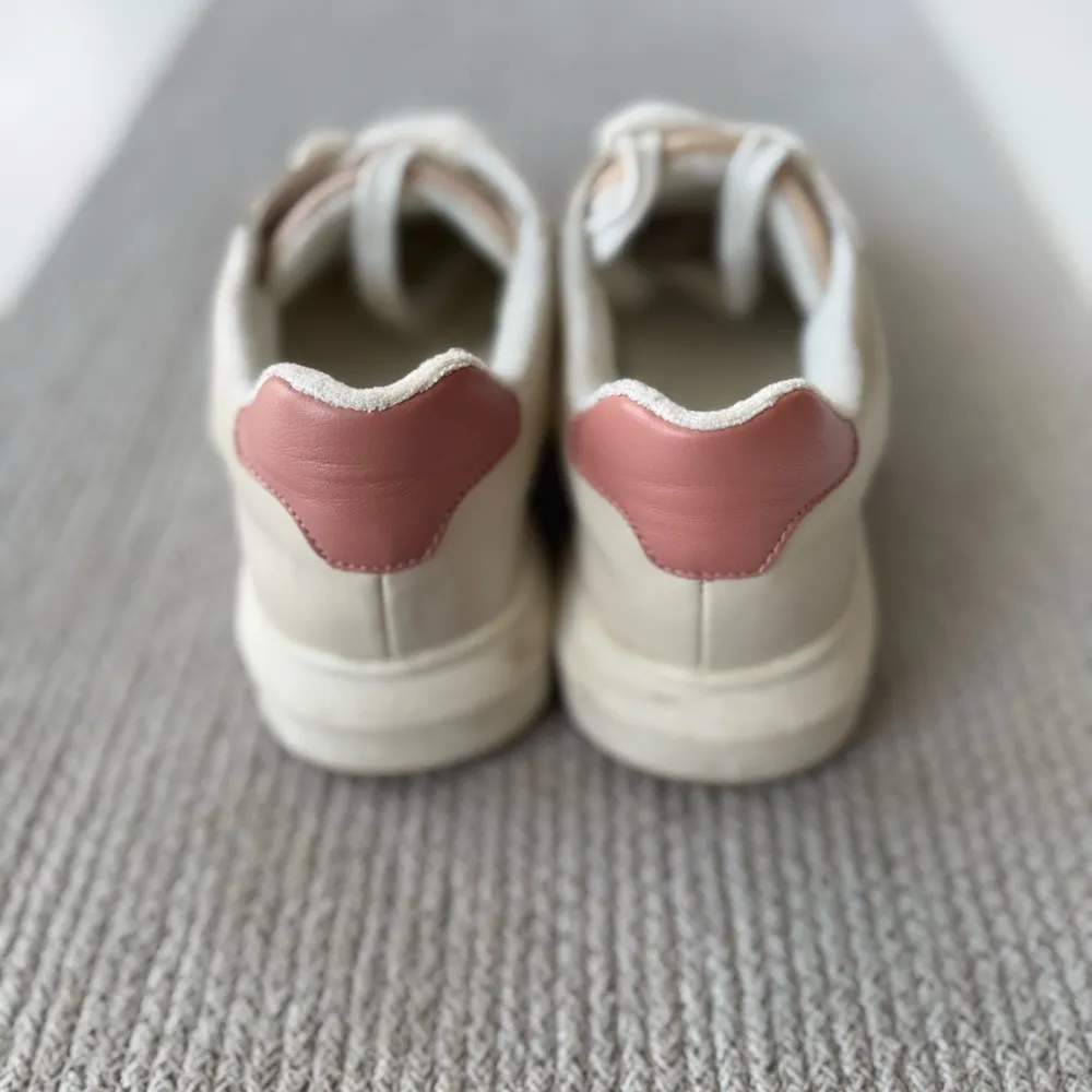 Universal Thread Ivory Pink Flat Platform Sneakers Tennis Shoes Size 7 - Image 6