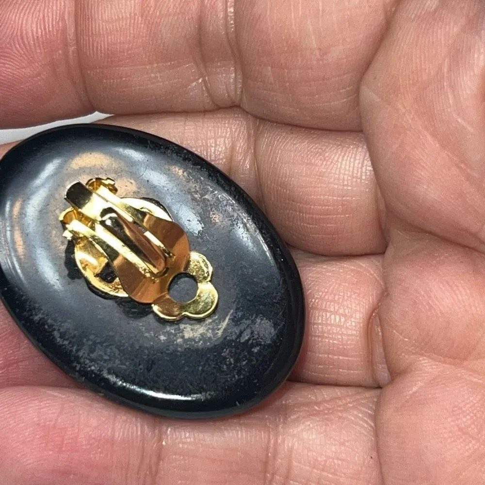 Vintage Coralee Faux Pearl Button Clip Earrings‎ Black - Image 5