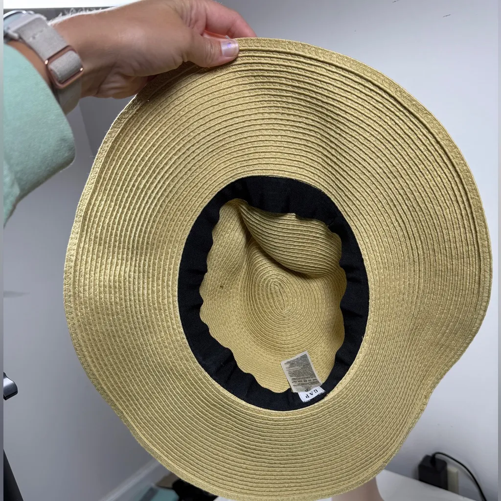 Gap Floppy Wide Brim Woven Paper Beach Hat EUC - Image 8