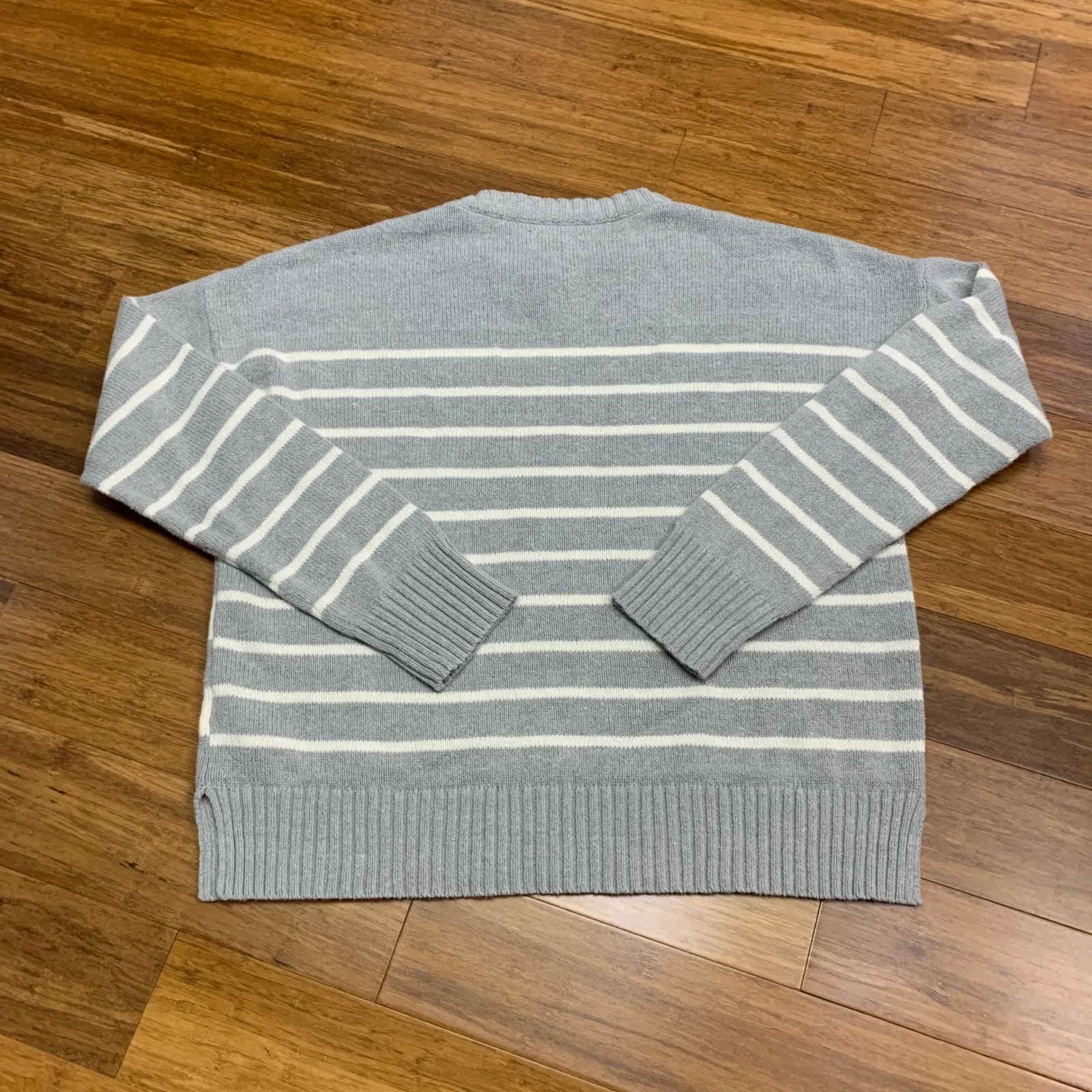 Lucky Brand Women Gray White Stripe Crew Neck Long Sleeve Knit Sweater Top Small - Image 3