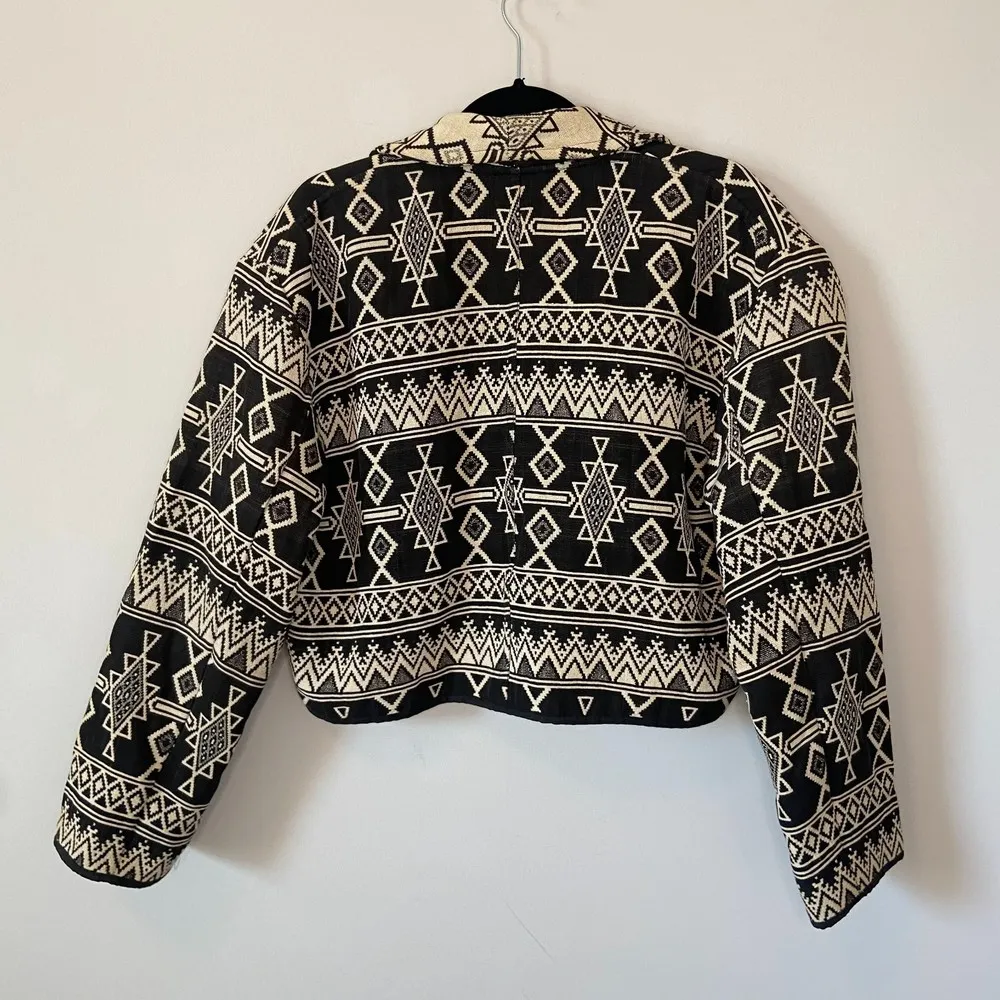 Black White Tapestry Southwestern Aztec Tribal Jacket Size Large Vintage 90's Size M - Image 4