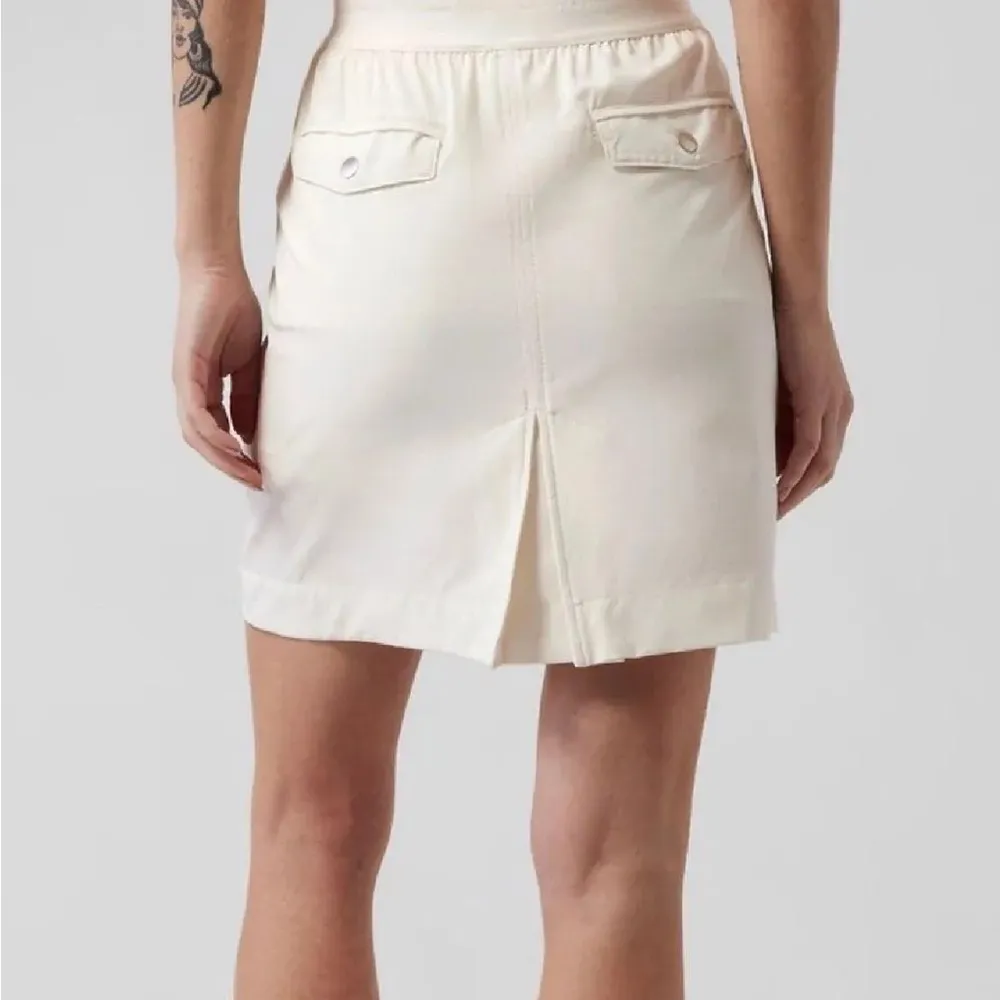 Athleta Vienna Cargo Skort in White Size 10 A3 - Image 3
