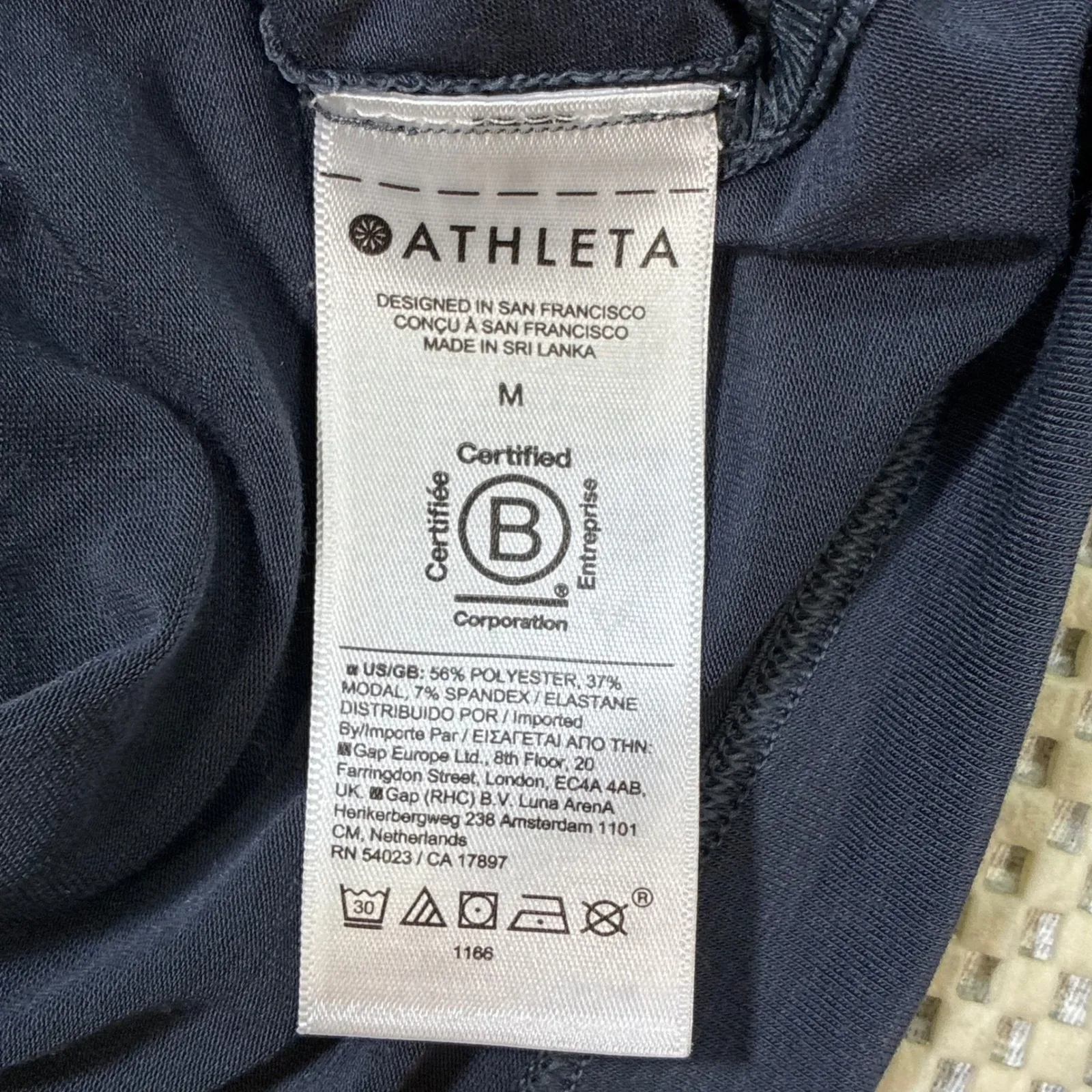 Athleta Asymetrical slit Racerback Tank Top Athleisure Workout Womens Medium - Image 7