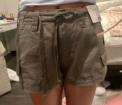 dark green low rise shorts - Image 2