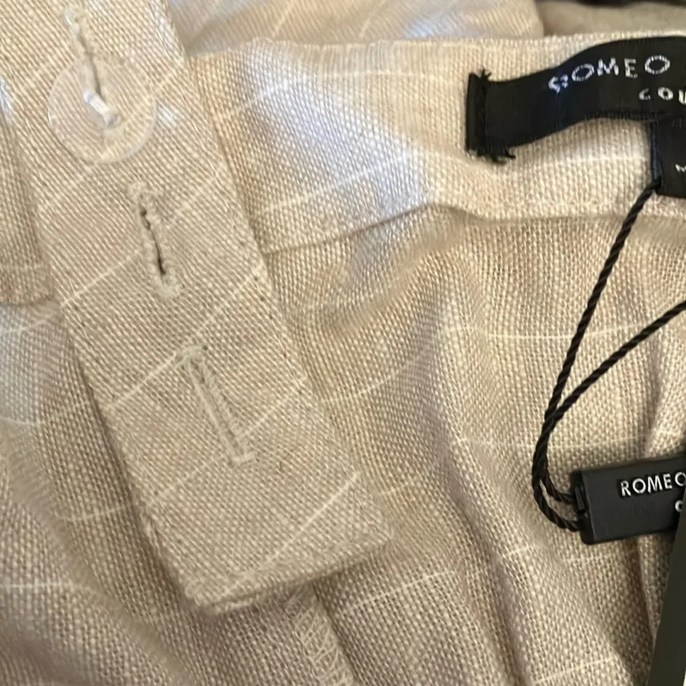 Romeo+Juliet Couture: Ivory/Tan Jumpsuit- adjustable straps, pockets, wide leg-M - Image 5