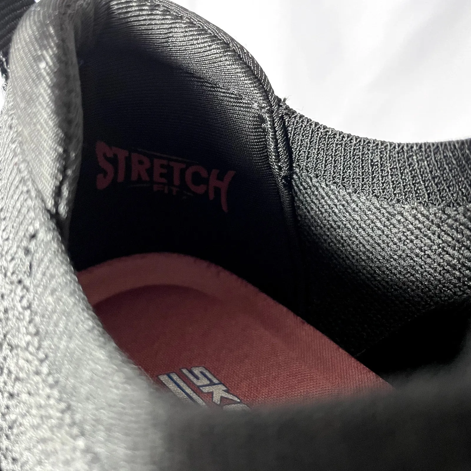 Sketchers slip in bobs memory soft stretch fit black sneakers women's size 11 - Image 6