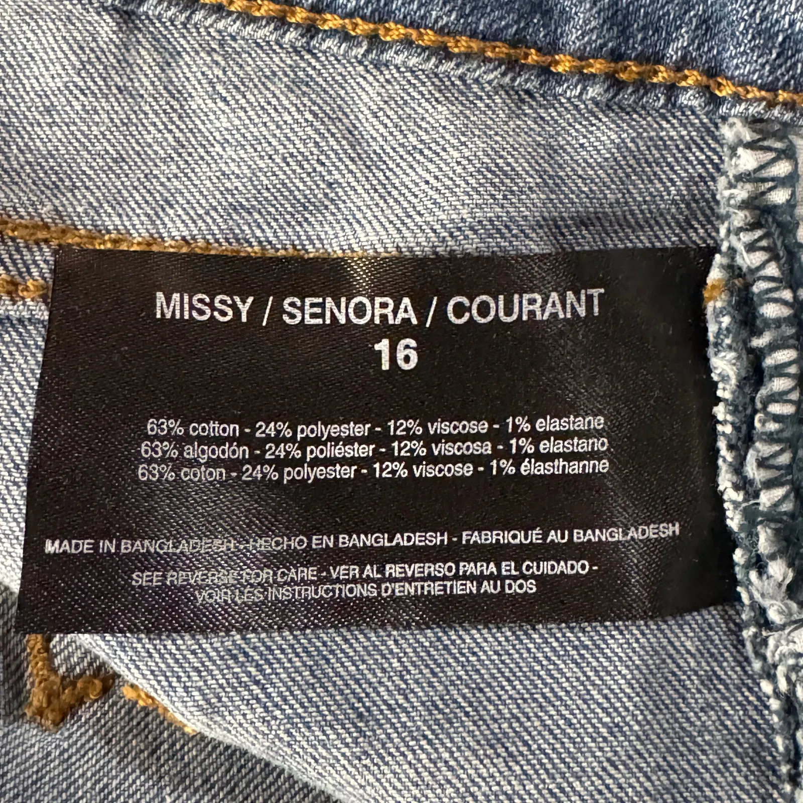 Nine West SZ 16 Chrystie Jeans Capris Stretch Hi-Rise Pockets Slits Zip-Fly Blue - Image 12