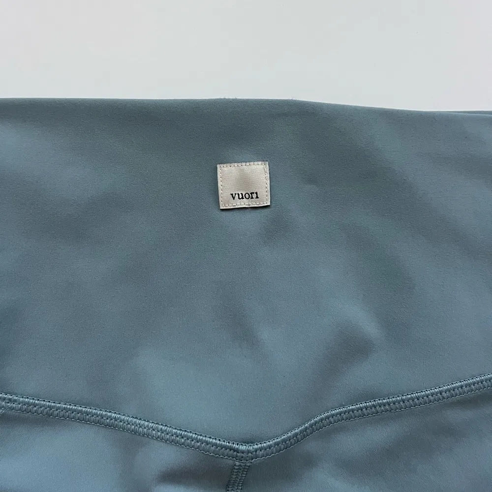 Vuori Studio Pocket Legging Vintage Pistachio-Size Medium - Image 5