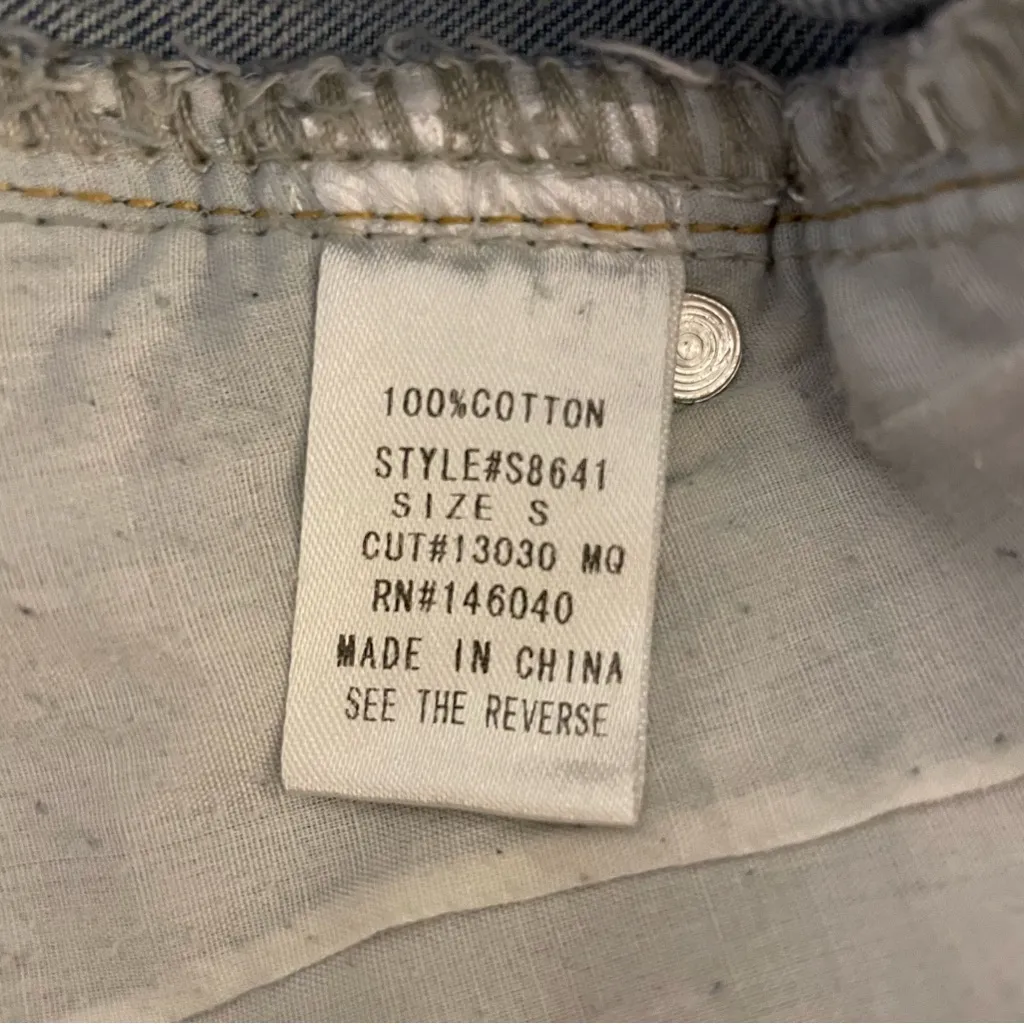 Signature 8 Distressed Denim Shorts, Blue, Size S, EUC Blue - Image 4