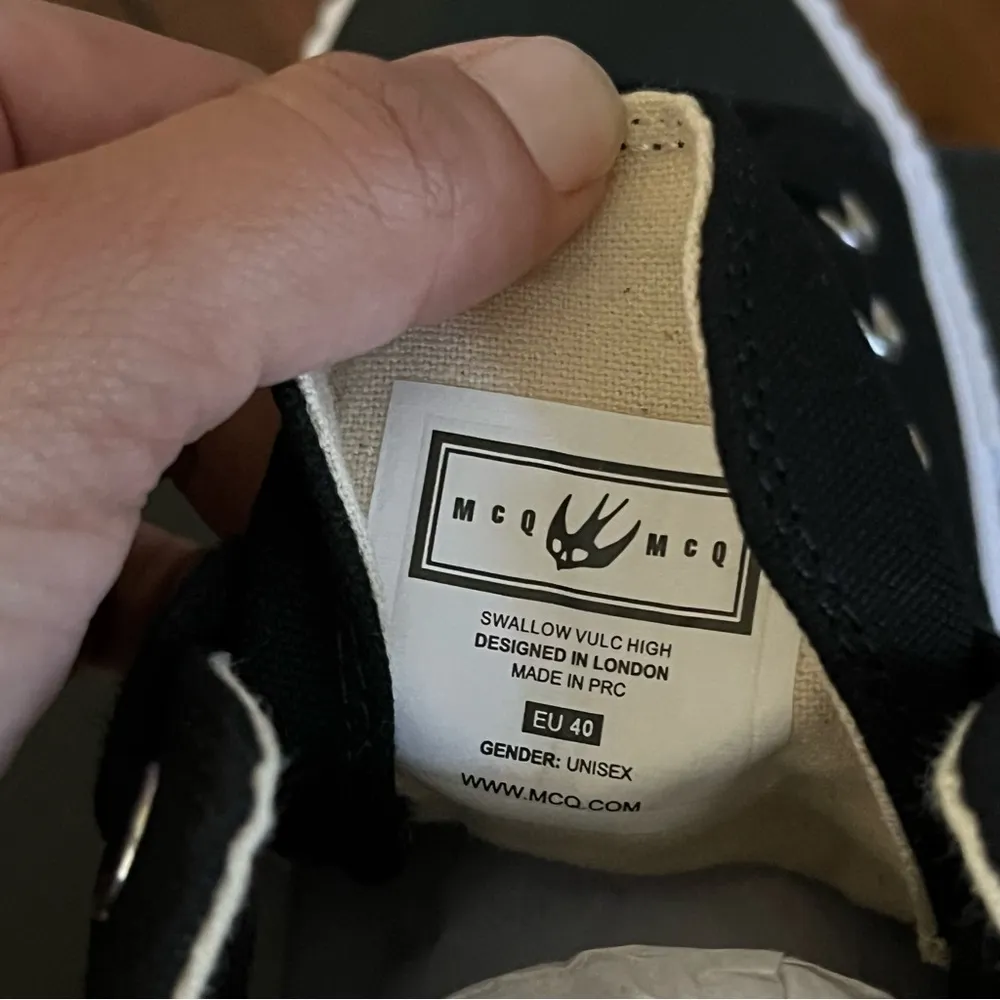 MCQ Alexander Queen Swallow Swarm Vulc High - Image 2