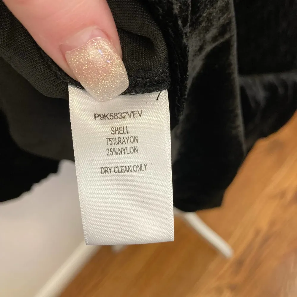 NWT Parker Tiara Smocked Velvet Long Sleeve Cocktail Dress Size XS - Image 9