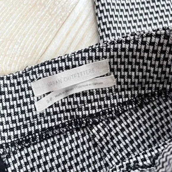 Urban Outfitters High Waist Houndstooth Pants | Black/White‎ Size S - Image 3