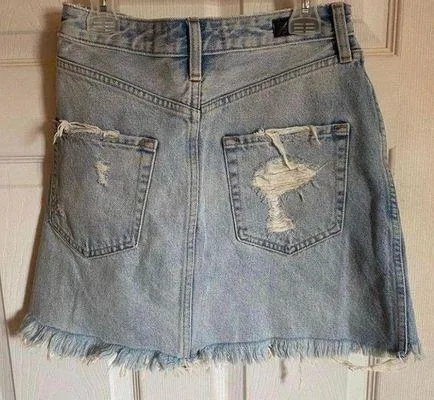 Abercrombie & Fitch Jean Skirt - Image 2