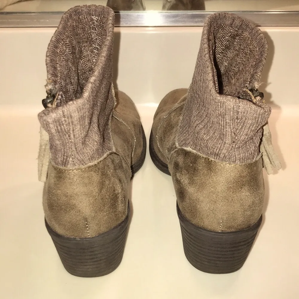 B.O.C. Women’s Bendell Taupe Brown Leather Suede Knit Sock Ankle Booties Size 8.5 - Image 7