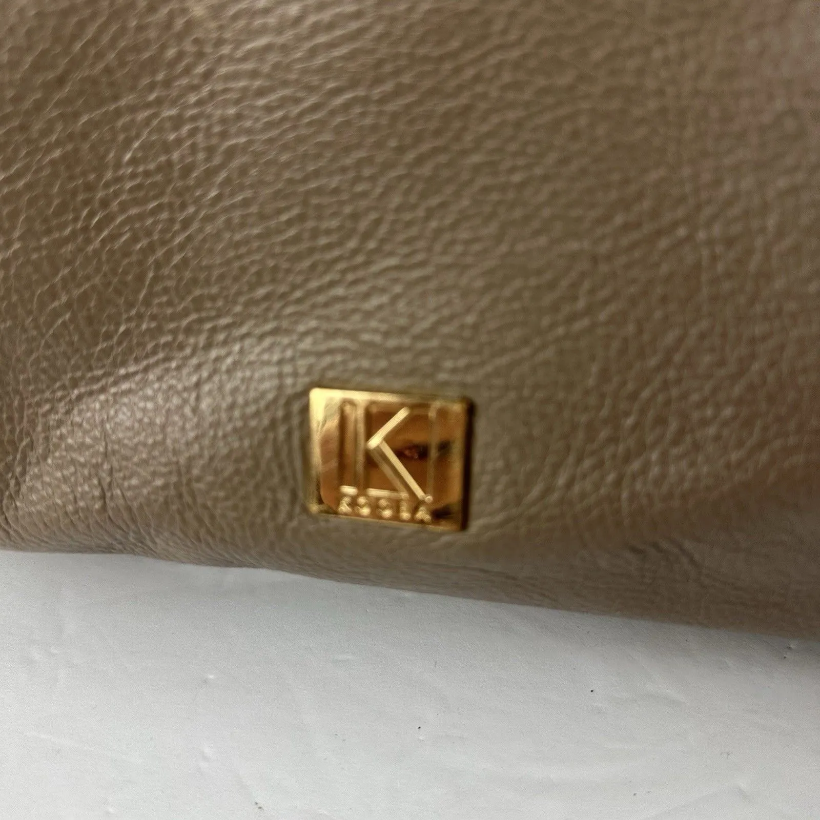 KOOBA Everette Slouchy Taupe Leather Large Expandable Tote Shoulder Bag Purse - Image 3