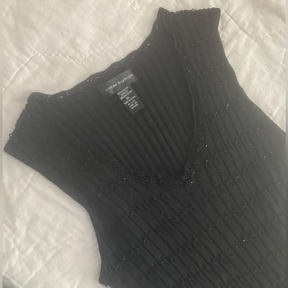 Cable & Gauge Embellished Black Silk Blend Sweater Vest Size XL - Image 9