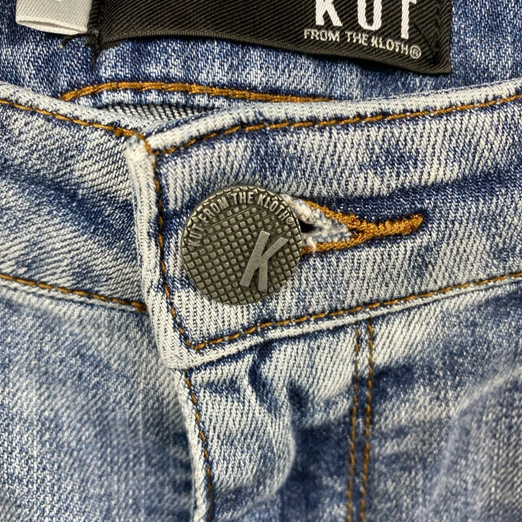 Kut from Kloth Reese ankle straight leg 12 Light Wash Raw Hem Frayed Distressed - Image 8