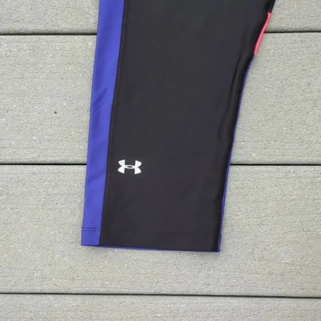 NWT Under Armour Fit Heat Gear Compression Capri Leggings - Image 4